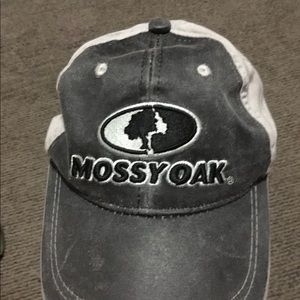 Gender-Neutral Mossy Oak Cap